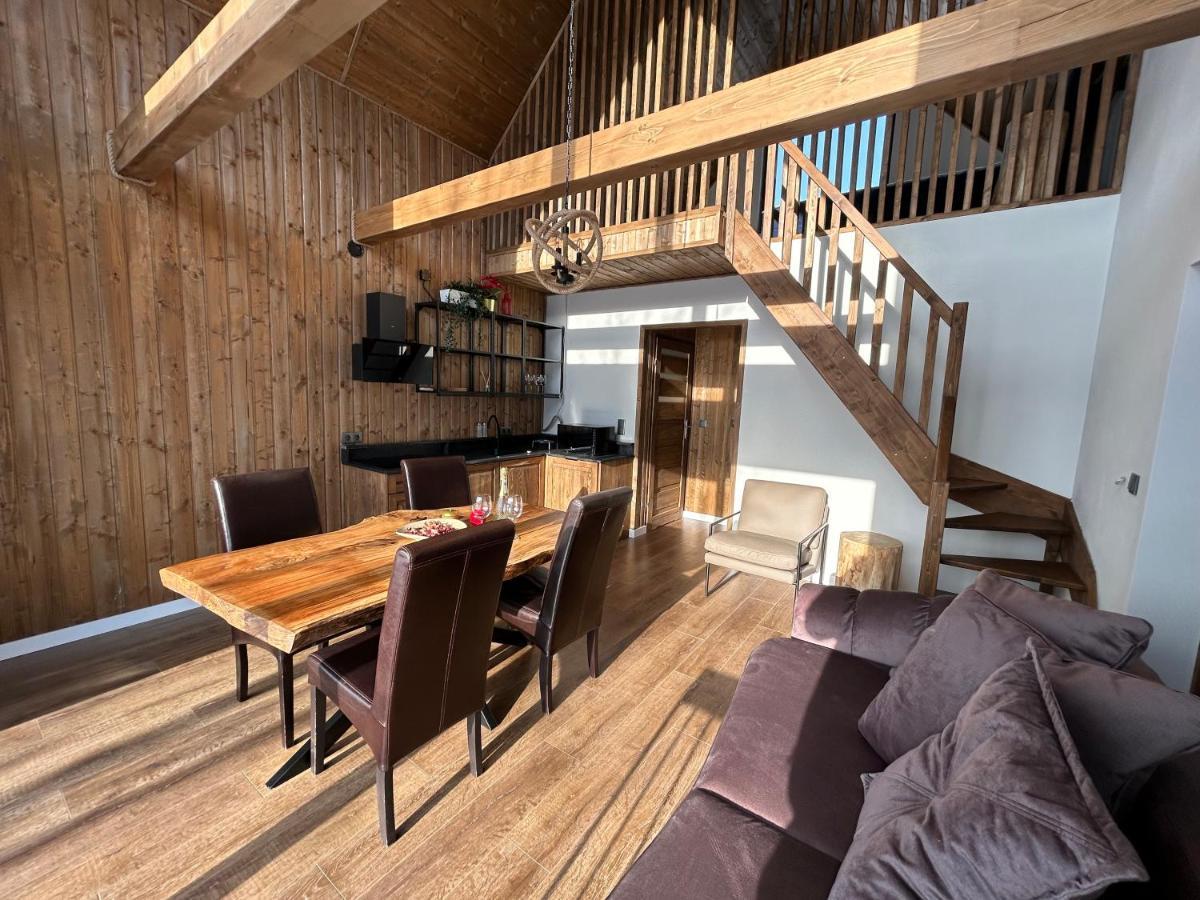 Chalet Rest Zone - Mountain